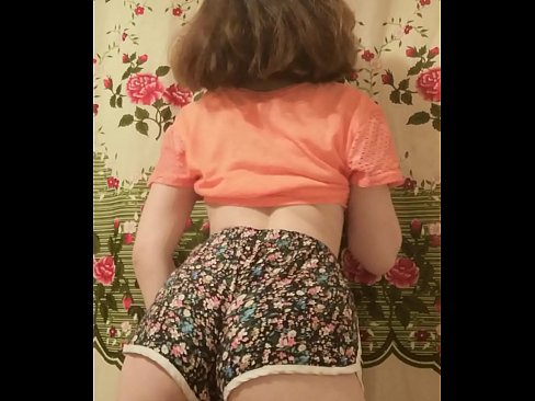 ❤️ Giovane pupa sexy fa uno striptease riprendendo i suoi pantaloncini alla telecamera ☑ Porno belloal it.porn-mz-com.ru ❌️❤